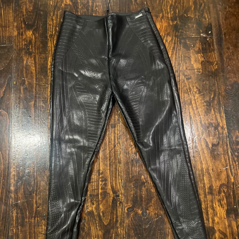 Maniere De voir Matte Leggings - Black